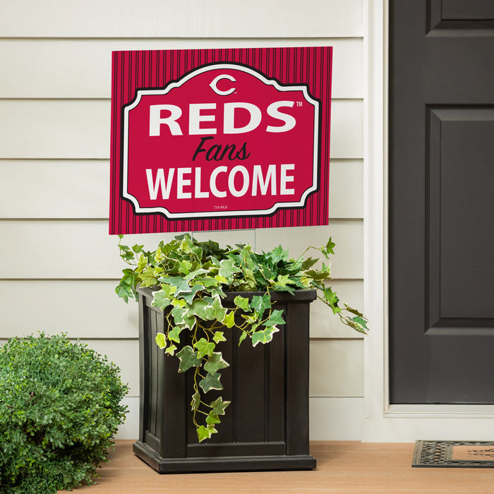 Cincinnati Reds Coroplast Yard Sign, "Fans Welcome"