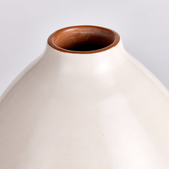 Lucela Vase Medium - View 3
