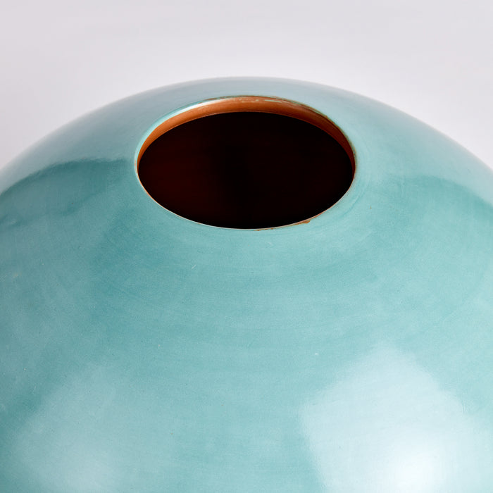 Lucela Vase Short - View 3