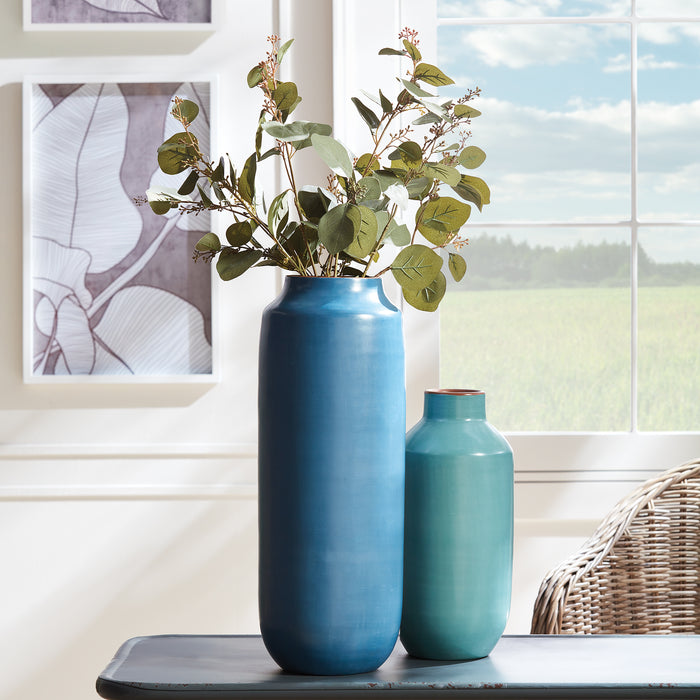 Lucela Vase Tall - View 6