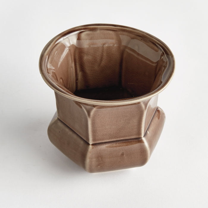 Madison Pot - View 2