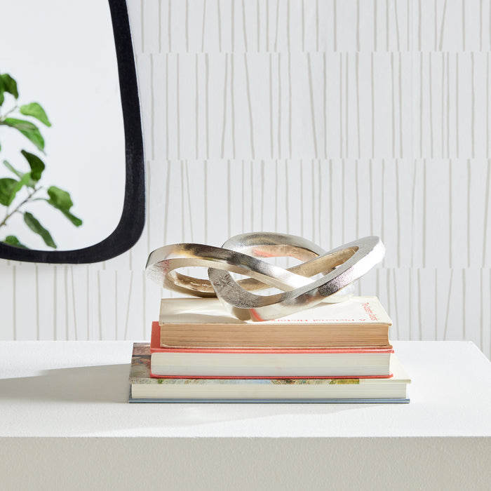 Matteo Sculpture - View 2