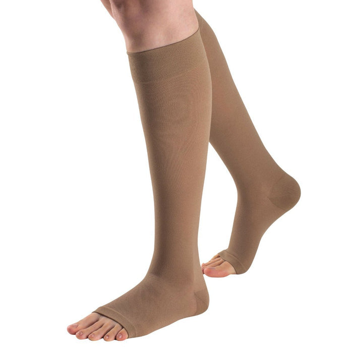 Meia Sigvaris 30 - 40 mmHg 3/4 Basic Dynaven - FisioStore