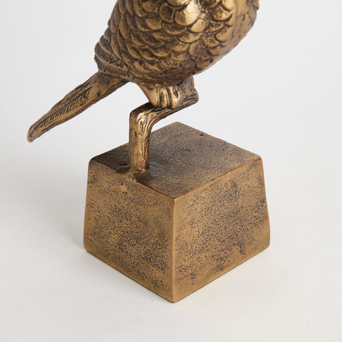 Parrot Sculpture - View 4
